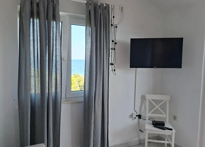 Apartment Noti Milna (Hvar)